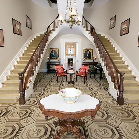 Hotel Berry Hill South Boston Esterno foto