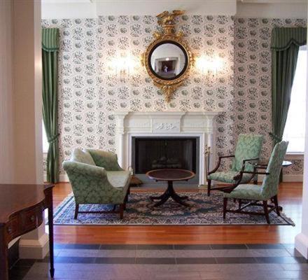 Hotel Berry Hill South Boston Esterno foto